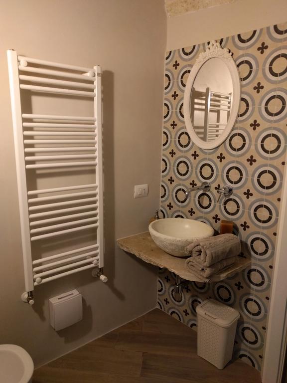 Palazzo Manfredi - Bed And Breakfast Monopoli Exterior photo