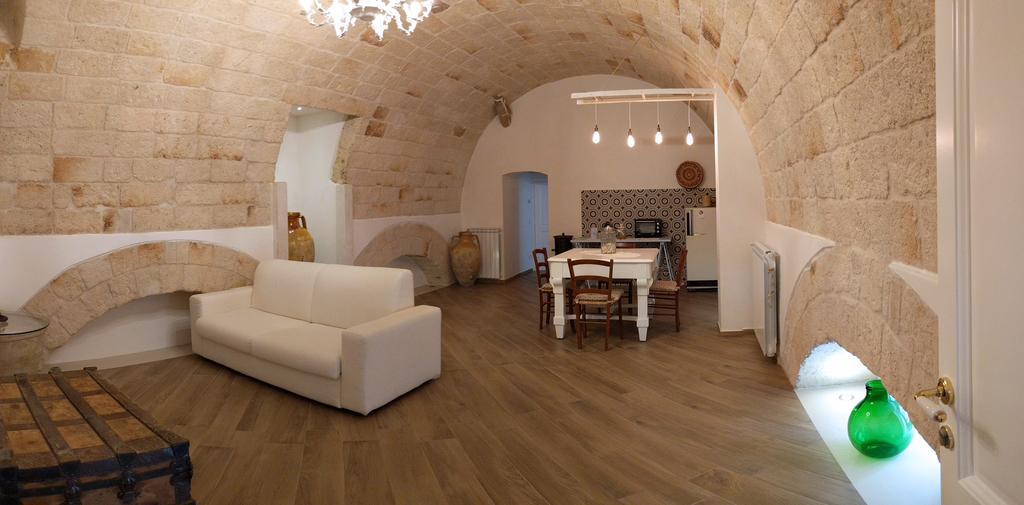 Palazzo Manfredi - Bed And Breakfast Monopoli Exterior photo